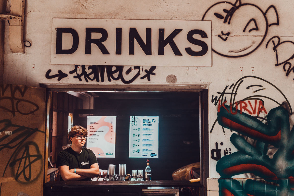 Loading... just a sec